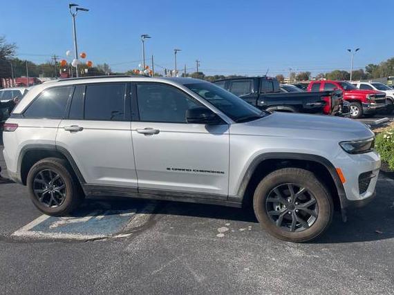 JEEP GRAND CHEROKEE 2024 1C4RJHAG2R8585161 image JEEP GRAND CHEROKEE 2024 1C4RJHAG2R8585161 image